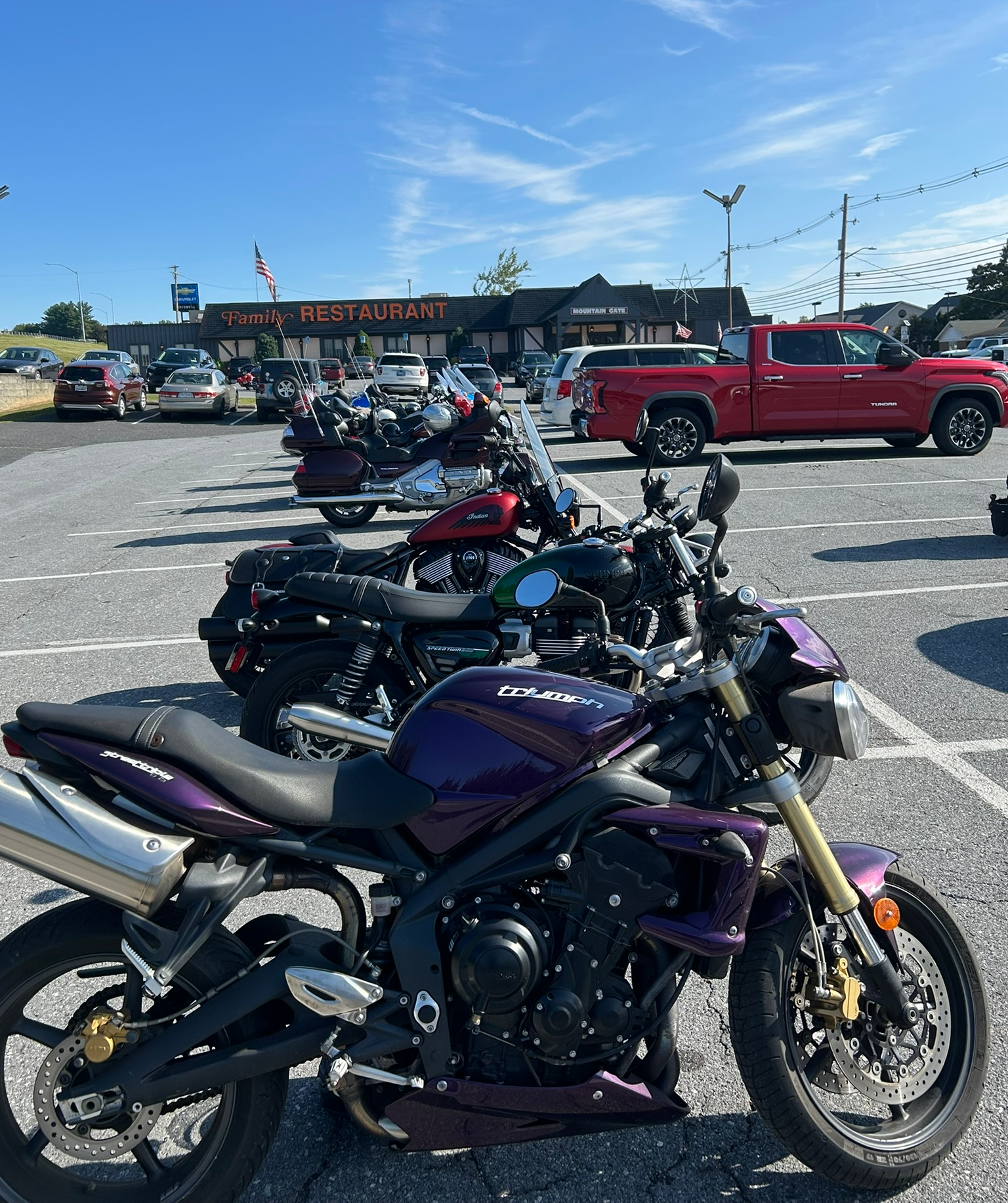 How to Find a Motorcycle Riding Group: A Beginner’s Guide